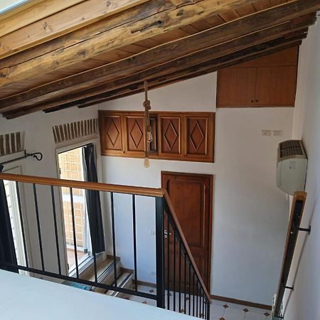 Apartmán Attico Con Terrazza Santa Cecilia Řím Exteriér fotografie