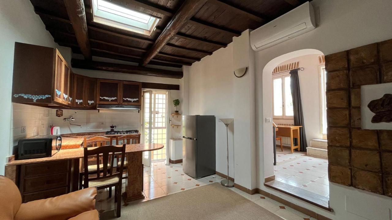 Apartmán Attico Con Terrazza Santa Cecilia Řím Exteriér fotografie