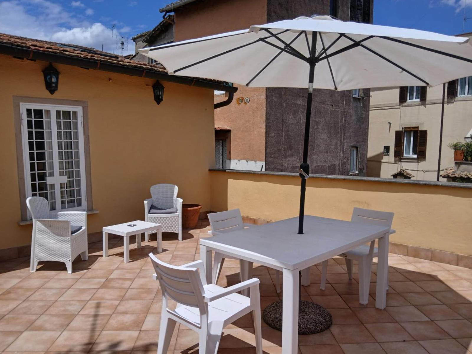 Apartmán Attico Con Terrazza Santa Cecilia Řím Exteriér fotografie